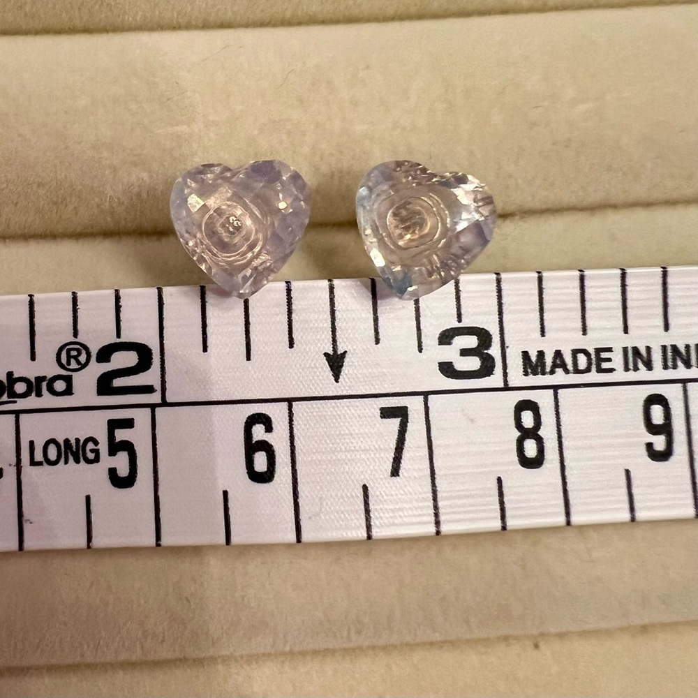 Clear Quartz Heart-Shaped Silver Earrings - Picture 3 of 4